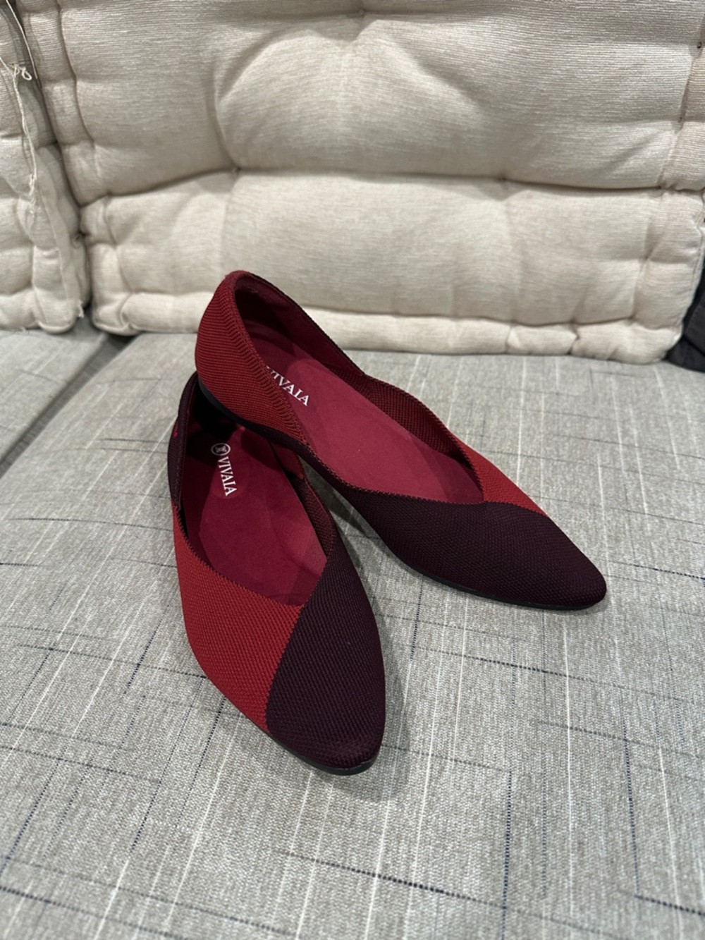 Vivaia Two-Tone Red & Burgundy Pointed Flats